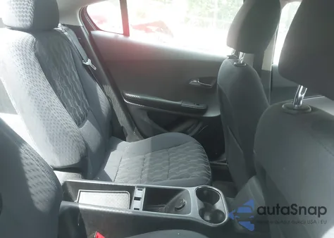 2013 Chevrolet Volt z USA, uszkodzony, nr VIN 1G1RA6E41DU106290